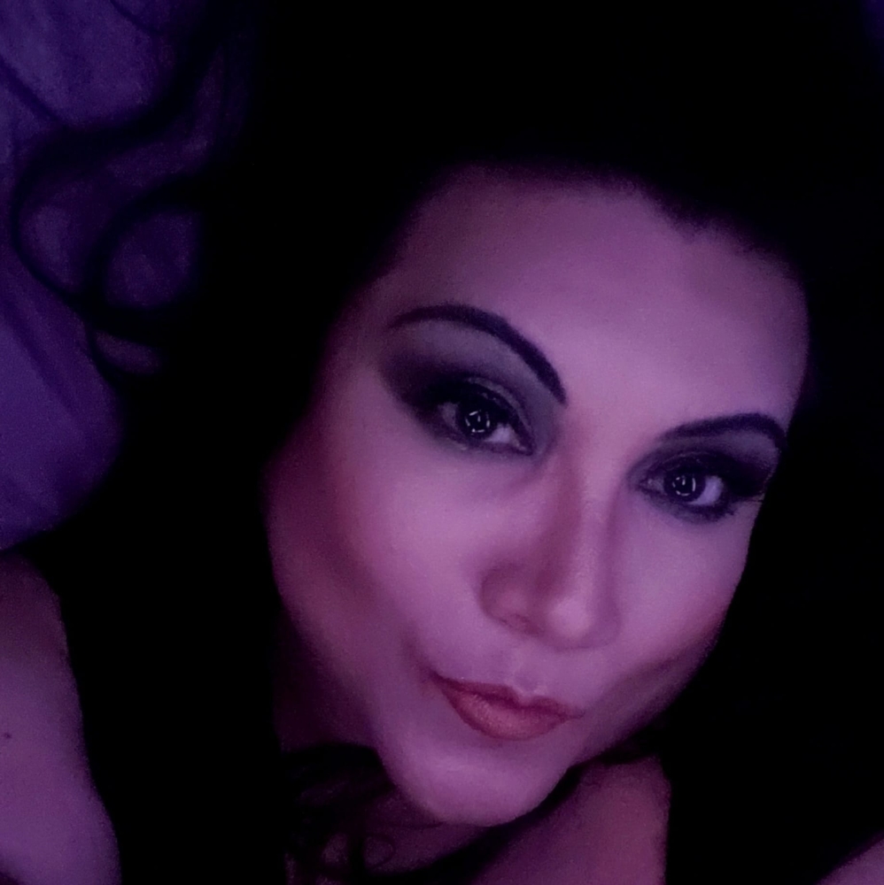 Meet your Posher, Blu